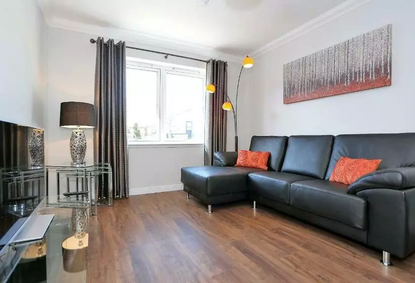 Town And Country Birchlee Road Apartments