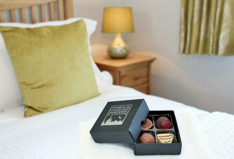 Town And Country Birchlee Road Apartments