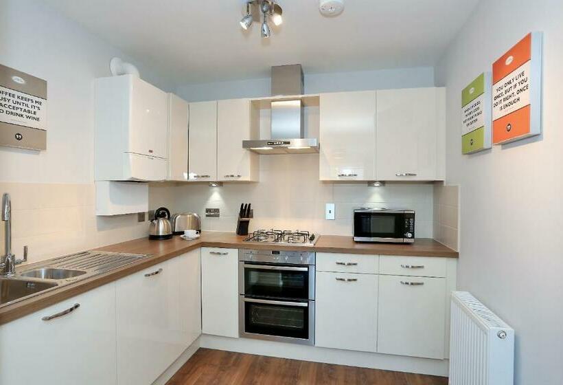 Town And Country Birchlee Road Apartments