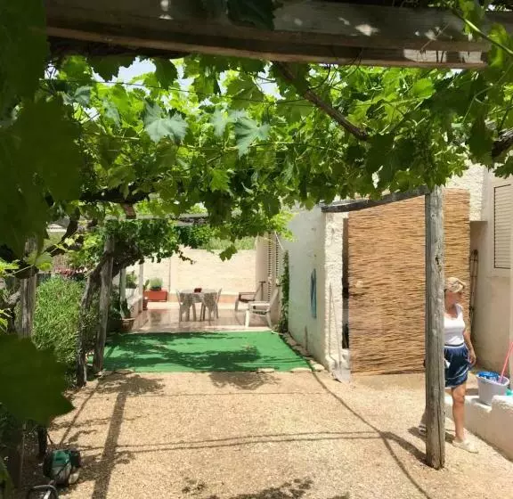 تختخواب و صبحانه Casa Pineta