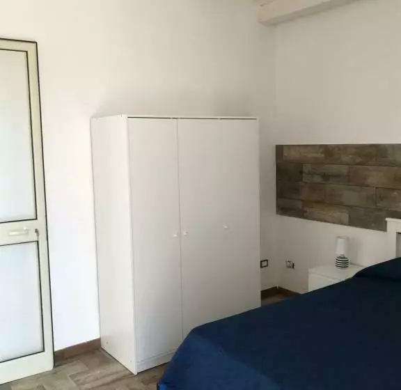 تختخواب و صبحانه Casa Pineta