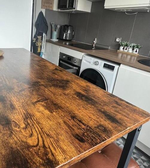 צימר Skyview Tour Eiffel   Paris Expo Versailles Exhibition Center