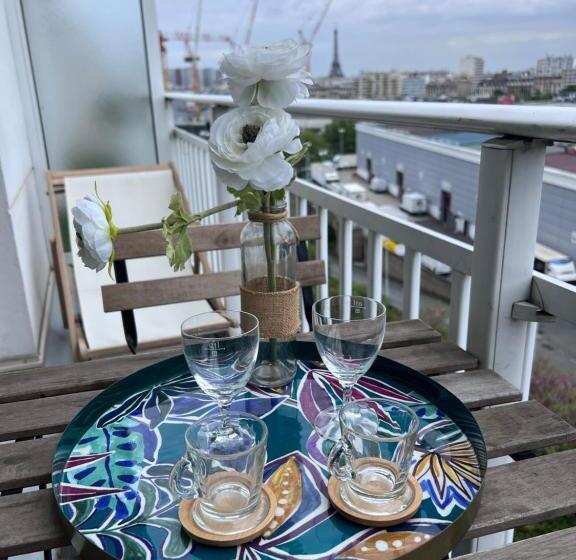 צימר Skyview Tour Eiffel   Paris Expo Versailles Exhibition Center