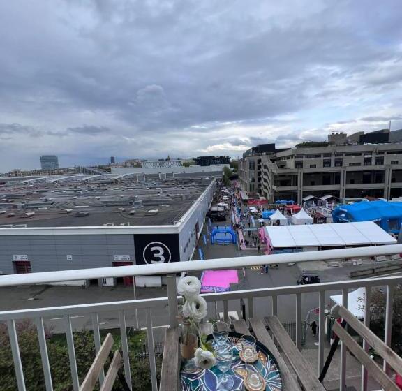 צימר Skyview Tour Eiffel   Paris Expo Versailles Exhibition Center