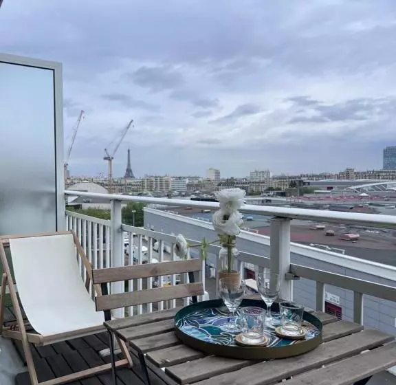 ベッドアンドブレックファースト Skyview Tour Eiffel   Paris Expo Versailles Exhibition Center