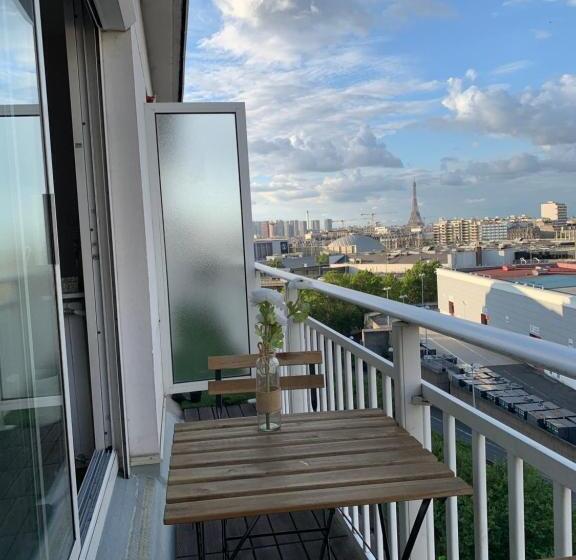 צימר Skyview Tour Eiffel   Paris Expo Versailles Exhibition Center