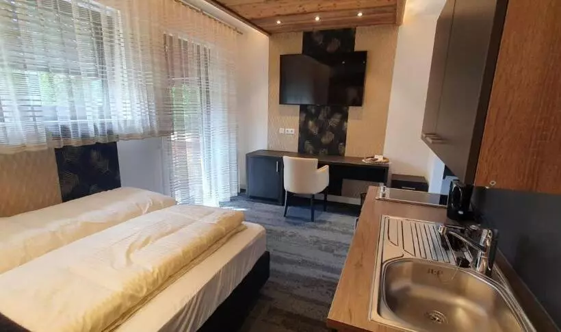 Hotelli Lh Boardinghouse Gmbh   Wi Dahaam