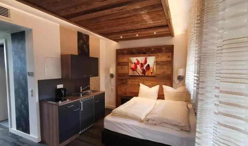 Hotelli Lh Boardinghouse Gmbh   Wi Dahaam