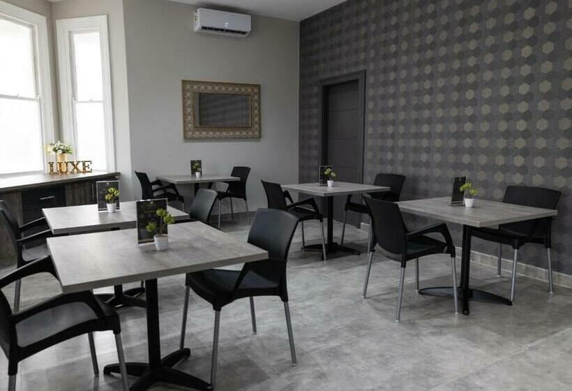 בית מלון כפרי Luxe Suites Boutique