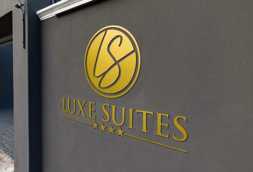 בית מלון כפרי Luxe Suites Boutique