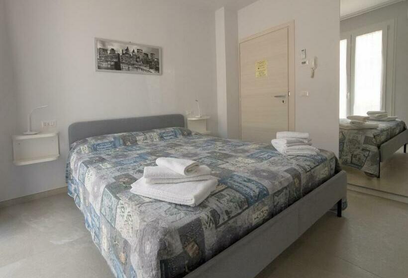 بنسيون Camere Casa Azzurra