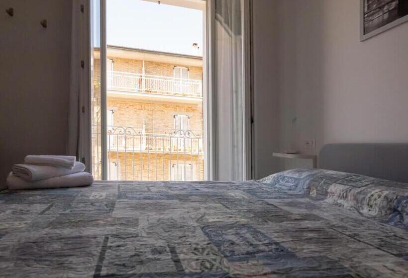 بنسيون Camere Casa Azzurra