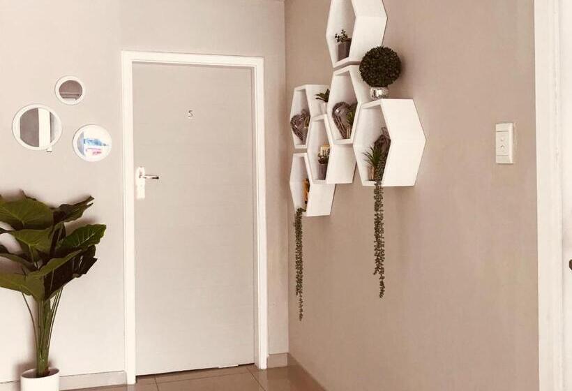 The Madam Herself B&b