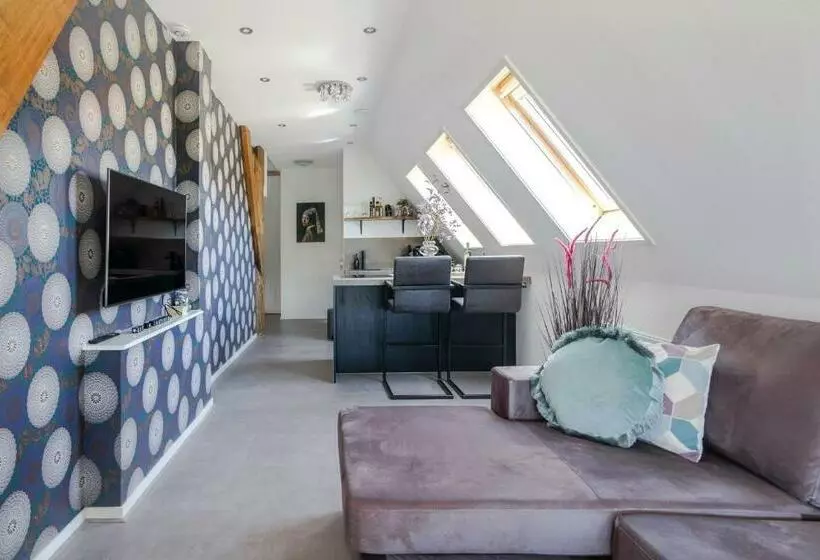 Aamiaismajoitus (B&B) 99 Lifestyle Suite