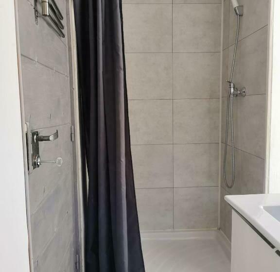 Bed and Breakfast Chambre D Hotes La Dragonne