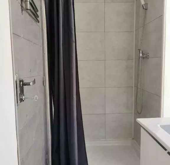 Aamiaismajoitus (B&B) Chambre D Hotes La Dragonne