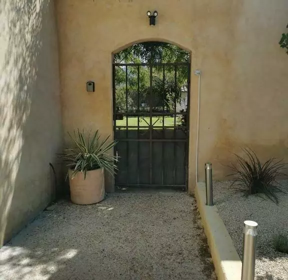 Aamiaismajoitus (B&B) Chambre D Hotes La Dragonne