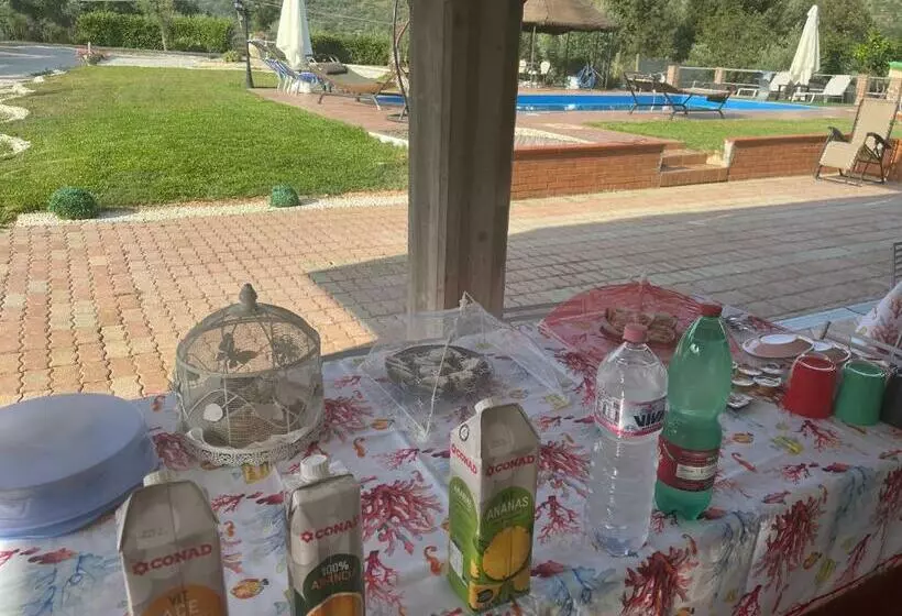 Aamiaismajoitus (B&B) Centro Estivo Il Piccolo Paradiso