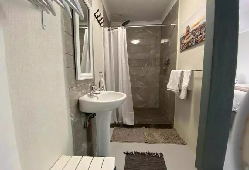 Aamiaismajoitus (B&B) La Moor Country Venue & Eatery