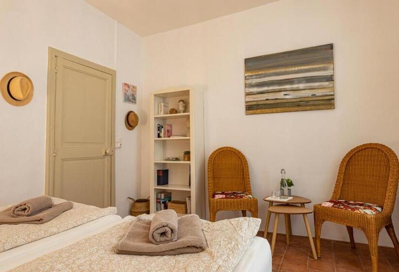 住宿加早餐  Les Chambres Du Lavoir Vert