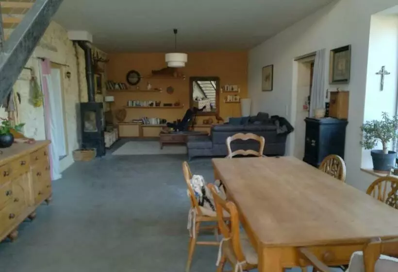 Aamiaismajoitus (B&B) Mas D Antan