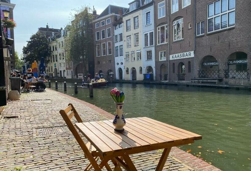 צימר Slapen Onder De Dom