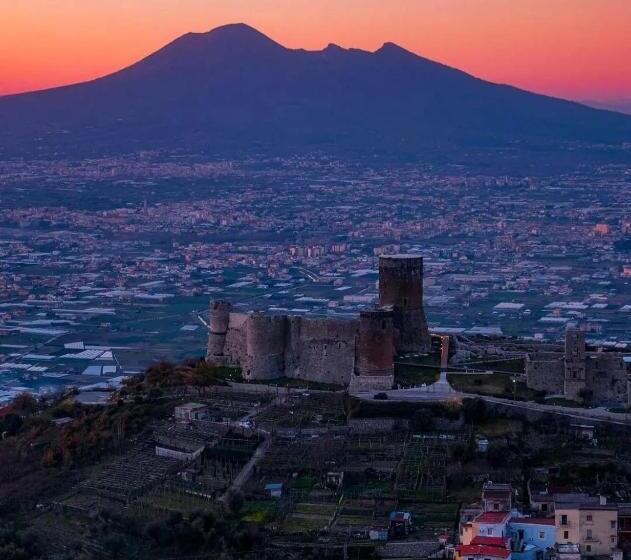 تختخواب و صبحانه Tettoeletto