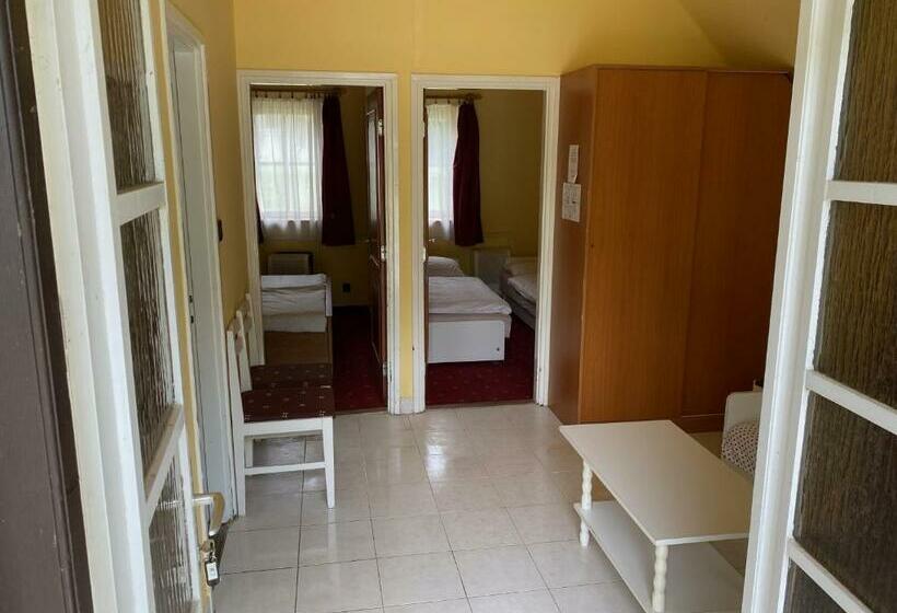 胶囊酒店 Mahom Vendégház