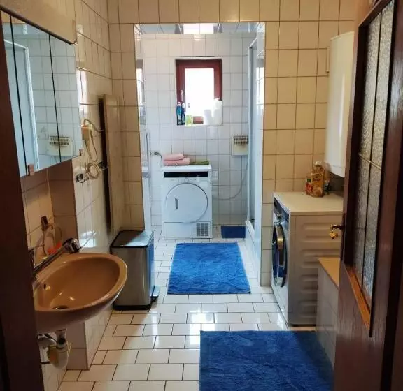 Majatalo Gästeunterkunft Gangkofen