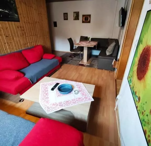 Majatalo Gästeunterkunft Gangkofen