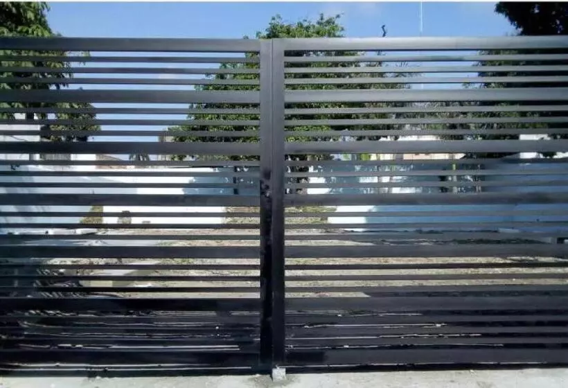 تختخواب و صبحانه Casa Almar