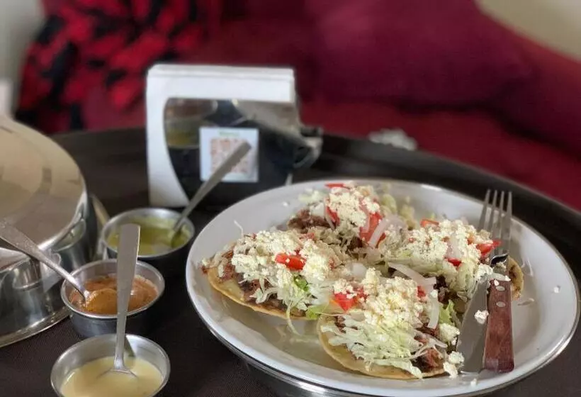 تختخواب و صبحانه Casa Almar