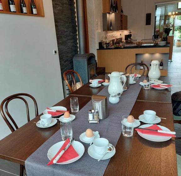 צימר Weingut Licht Stadtfeld