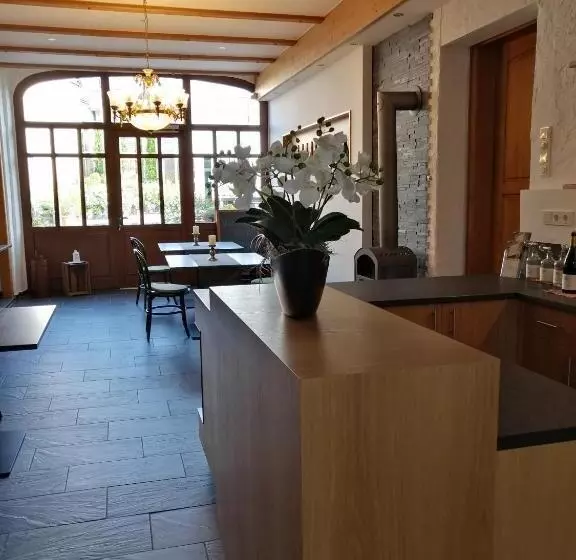 ベッドアンドブレックファースト Weingut Licht Stadtfeld