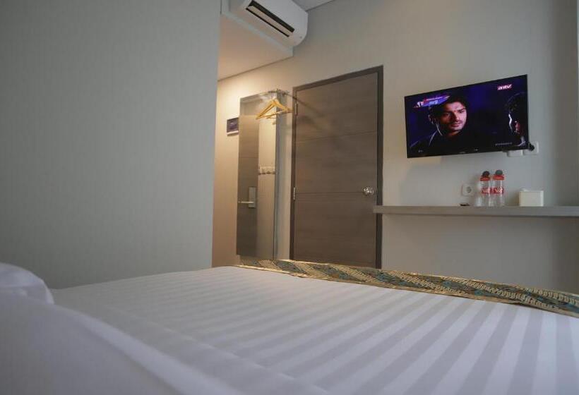 Hôtel Front One Budget Boyolali