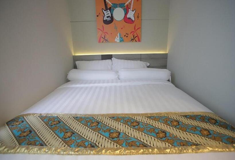 Hôtel Front One Budget Boyolali