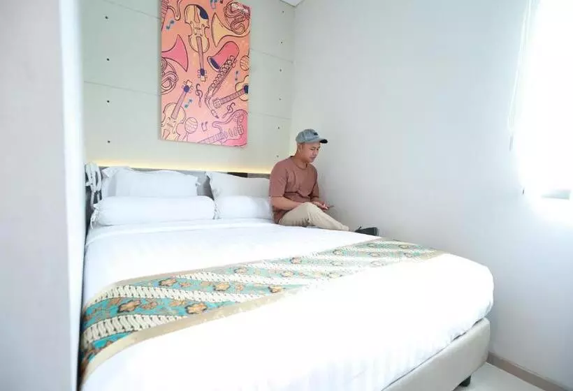 هتل Front One Budget Boyolali