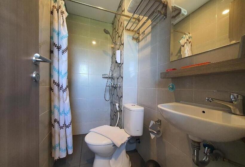 Hôtel Front One Budget Boyolali