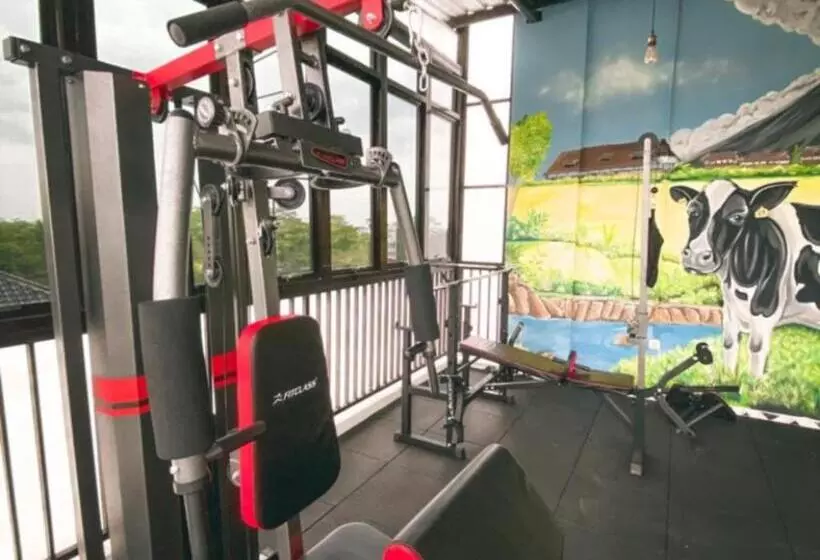 هتل Front One Budget Boyolali