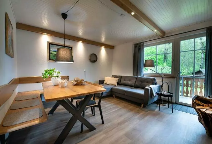 پانسیون Apartma In Sobe Pr Objan