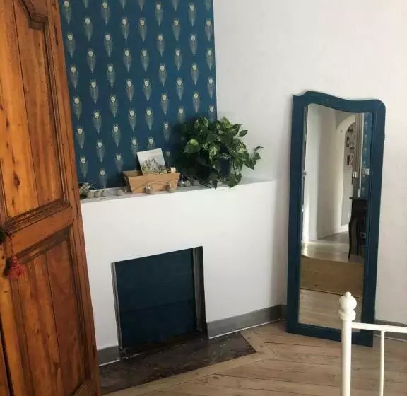 ペンション La Villa Paisibilité