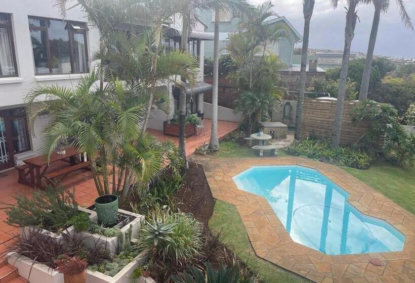 פנסיון Lazydaze Point