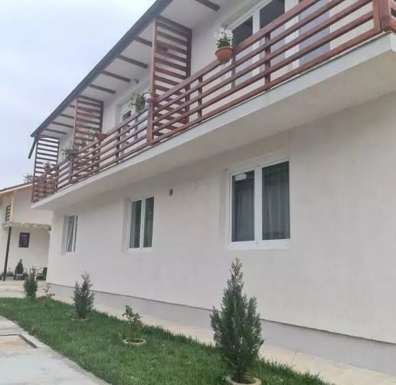 Majatalo Luca S Studio 2 ,close To Therme Bucharest, Airport Otopeni