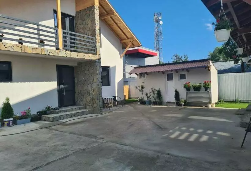 Majatalo Luca S Studio 2 ,close To Therme Bucharest, Airport Otopeni