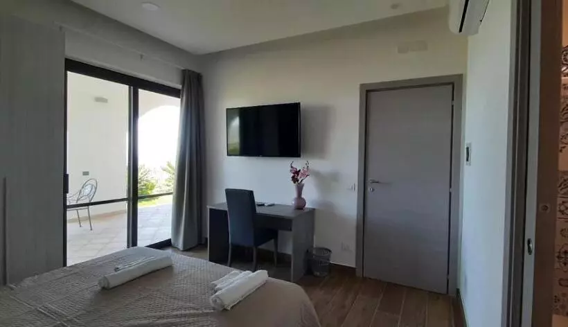 ペンション Qvattro Stagioni Panoramic Suites