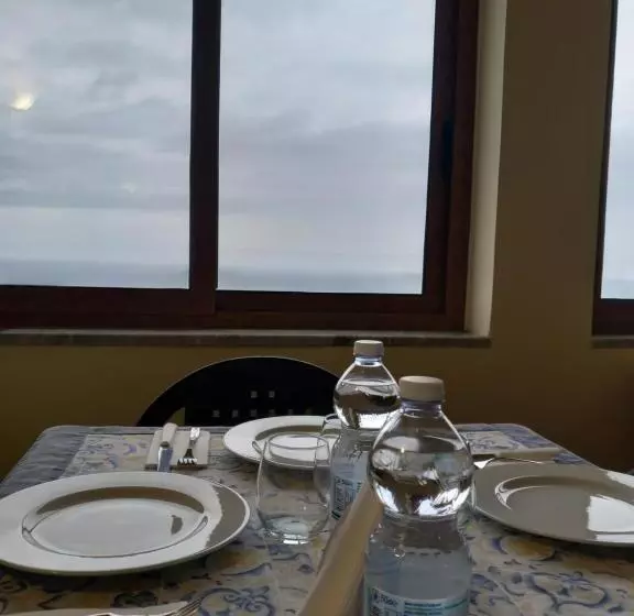 ペンション Qvattro Stagioni Panoramic Suites