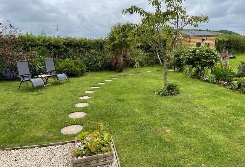 Westerley Country B & B With Exclusive Guest Lounge