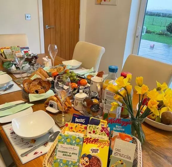 Westerley Country B & B With Exclusive Guest Lounge