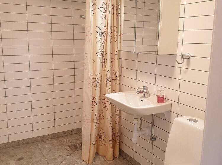 הוסטל Rum På österlen