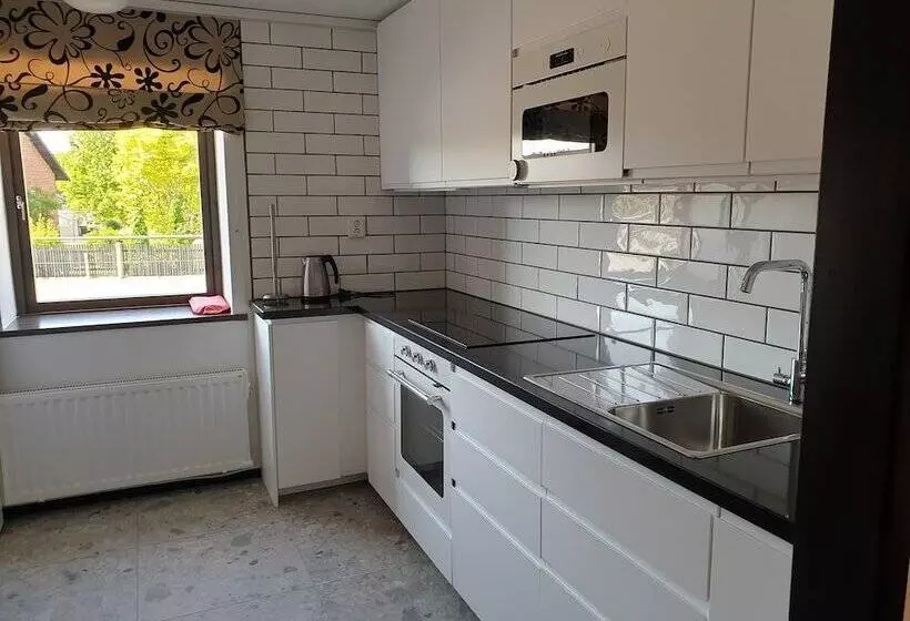 ユースホステル Rum På österlen